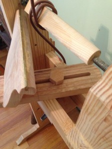 The wooden tightening nut